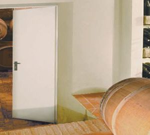 Porta Multiuso Polilux sem grelha T62.B0
